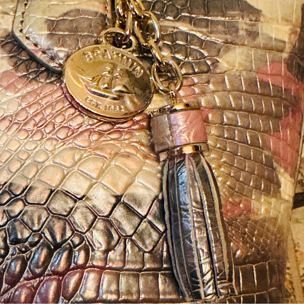 RARE COLOR! Brahmin Genuine Leather Croc Embossed Mini Asher in Muse Melbourne! - Picture 3 of 16